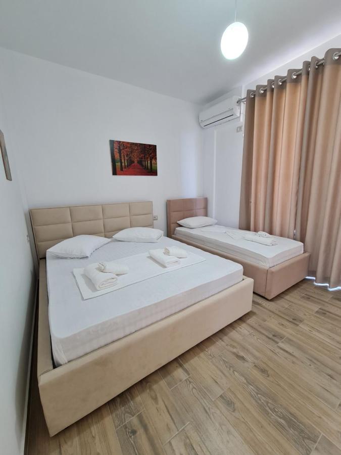 Hotel Veliaj Ксамил Экстерьер фото